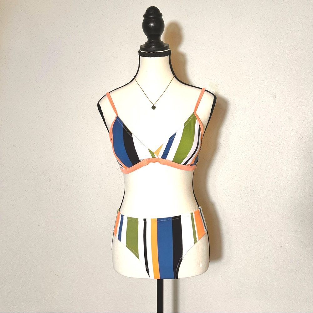 Adjustable Cupshe striped two piece bikini with padded top.  The size is Medium